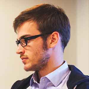 一键备份还原的轰炸电话在线使用